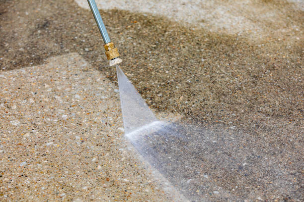 Best Pool Deck Cleaning  in Manson, IA